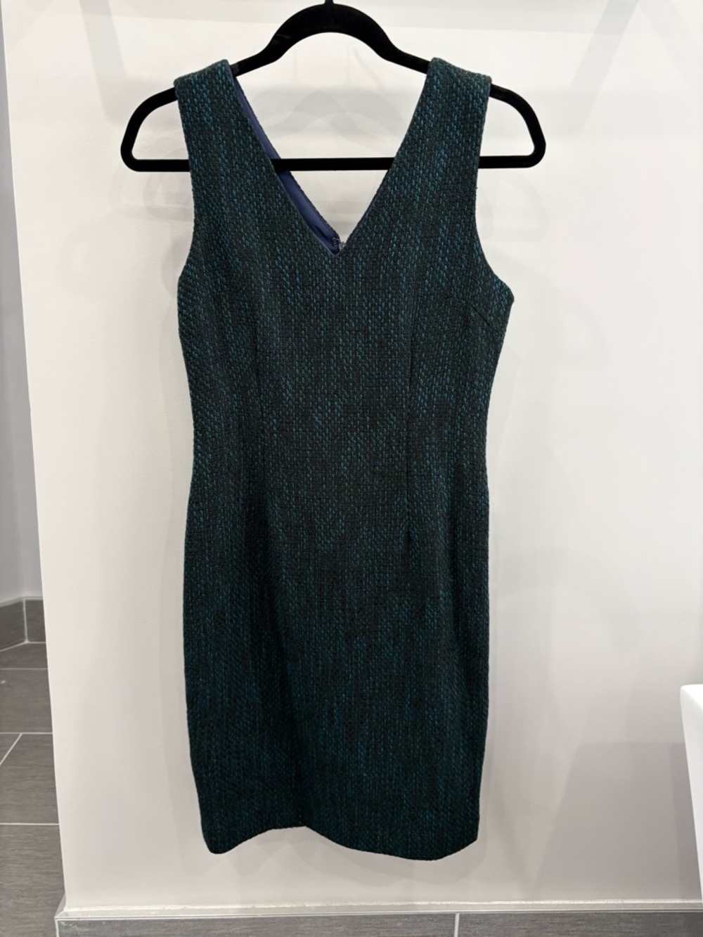 Banana Republic Sleeveless V-Neck Tweed Dress in Teal and Black